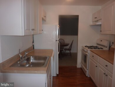 5937 Quantrell Ave unit 103, Alexandria, VA 22312 - photo 6