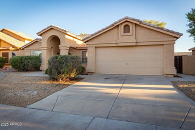 3211 W Genoa Way, Chandler, AZ 85226 - photo 2
