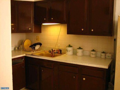 1452 Rainer Rd, Brookhaven, PA 19015 - photo 5