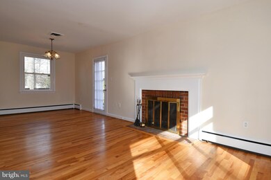 307 N Virginia Ave, Falls Church, VA 22046 - photo 7