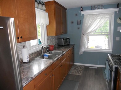 411 Calavant Hill Rd, Charlestown, NH 03603 - photo 7