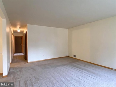 3300 Upton Rd, Parkville, MD 21234 - photo 7