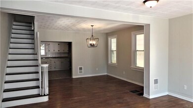 38 Dowell St, Slatington, PA 18080 - photo 2