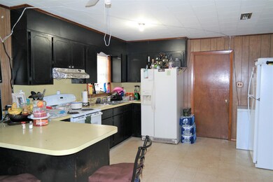 Kitchen (2)