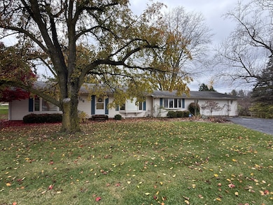 208 S Oak Rd, Plymouth, IN 46563 - photo 4