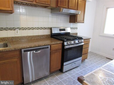 861 Wedgewood Dr, Lansdale, PA 19446 - photo 4