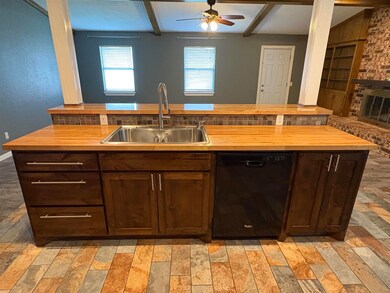 2103 2103 Westbriar, Duncan, OK 73533 - photo 6