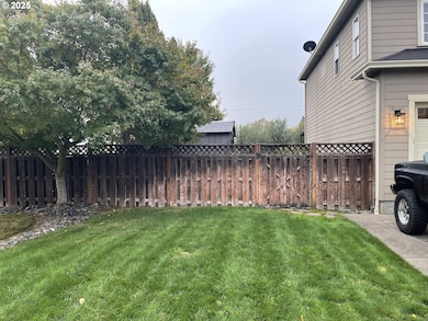 165 Danielle Dr, Winston, OR 97496 - photo 4