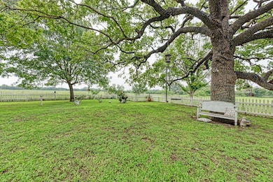 7800 County Road 210, Bertram, TX 78605 - photo 7