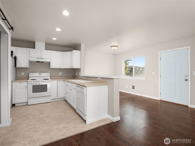 3508 S 45th St unit 3510, Tacoma, WA 98409 - photo 6