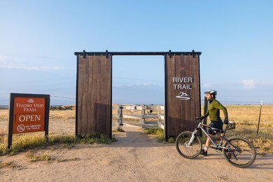 768 Laina Ave, Madera, CA 93636 - photo 3