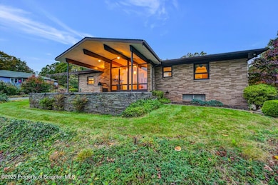 446 Kennedy Dr, Archbald, PA 18403 - photo 6