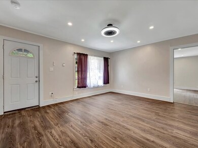 811 Townsend Ave, Nacogdoches, TX 75964 - photo 5