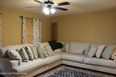 109 Blue Bird Way, East Stroudsburg, PA 18302 - photo 4