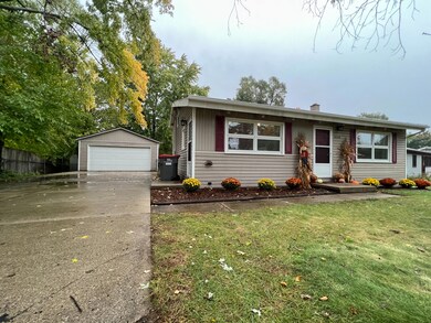3718 Balsam Ave-3
