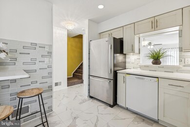 117 Joan Ct unit 117, Jackson, NJ 08527 - photo 3