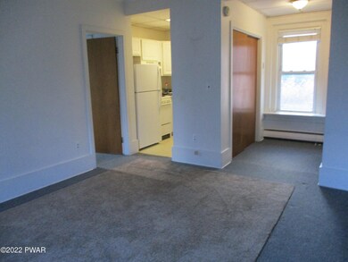 107 W Ann St, Milford, PA 18337 - photo 3