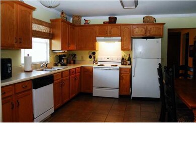 2005 Hickory Dr NW, Cleveland, TN 37311 - photo 2