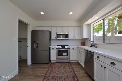 2206 W Silvergate Dr, Chandler, AZ 85224 - photo 3