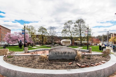 Henry Law Park - Downtown Dover