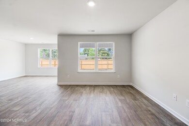 Living Room/ Dining