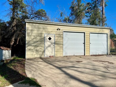 11518 Bogs Rd, Tomball, TX 77375 - photo 2