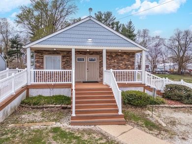 13895 First St, Pekin, IL 61554 - photo 4