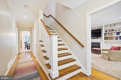 208 Northfield Place, Baltimore, MD 21210 - photo 2