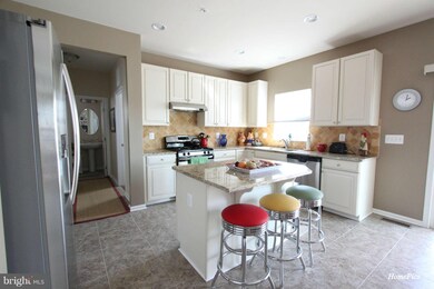 1143 Sassafras Cir, Sykesville, MD 21784 - photo 7