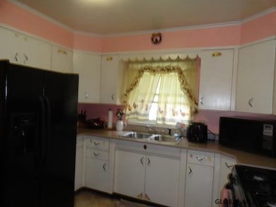 176 Sycamore St, Albany, NY 12209 - photo 7