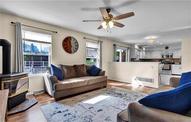 4577 Hoffman Dr, Whitehall, PA 18052 - photo 7