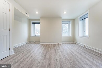 450 Germantown Pike unit 2, Lafayette Hill, PA 19444 - photo 2