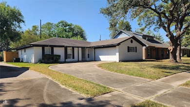 8203 Langdon Ln, Houston, TX 77036 - photo 3