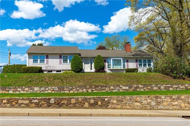 151 Toll Gate Rd, Warwick, RI 02886 - photo 3