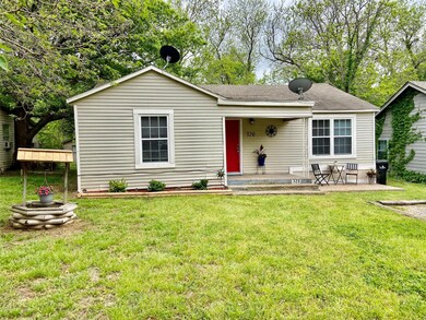 320 W Murray St, Denison, TX 75020 - photo 2