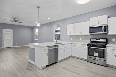 7817 Sealey St, Houston, TX 77088 - photo 7