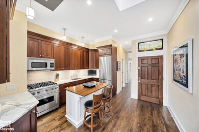 24 W 70th St unit PH4, New York, NY 10023 - photo 4