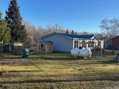 1660 N Bard Rd, Gladwin, MI 48624 - photo 3