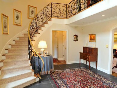 10 Langhorne Ln, Greenwich, CT 06831 - photo 2