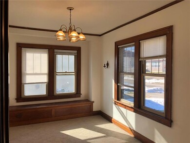 400 W 2nd St S, Newton, IA 50208 - photo 3