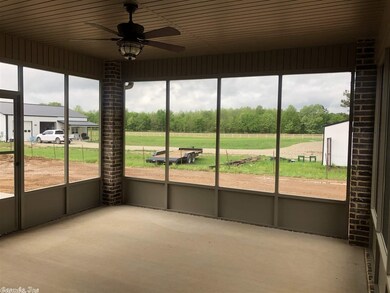 806 S 39th St, Paragould, AR 72450 - photo 3