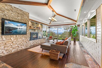 3658 Old Military Rd, Central Point, OR