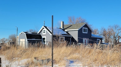 HOUSE 4