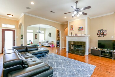 5118 E Jerad Dr, Houston, TX 77018 - photo 7