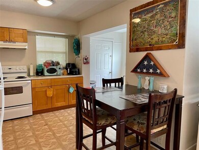Dining 5410