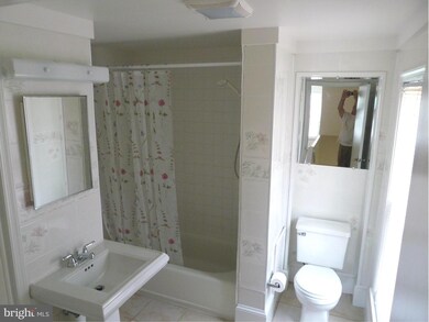 209 Second Ave, Ranson, WV 25438 - photo 5