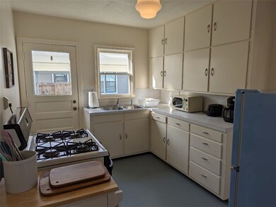 705 NW 6th St, Bentonville, AR 72712 - photo 5