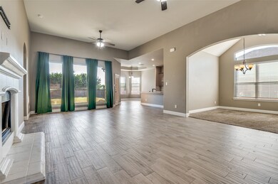 430 Hillstone Dr, Midlothian, TX 76065 - photo 4