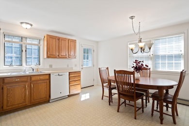 10 Elizabeth Ln, Salem, NH 03079 - photo 7