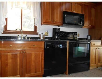 21 Lake View Dr, Spencer, MA 01562 - photo 5